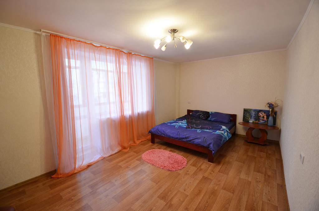 Apartment On Navarynska นิโกลาเยฟ ภายนอก รูปภาพ