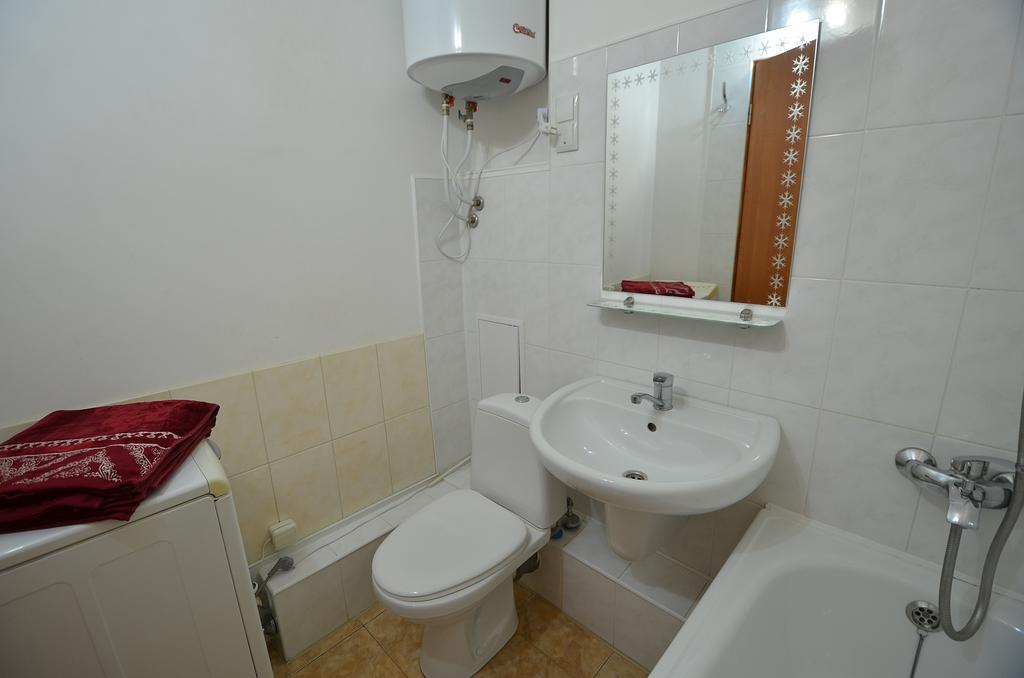 Apartment On Navarynska นิโกลาเยฟ ภายนอก รูปภาพ